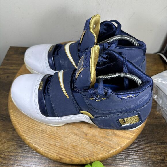 Nike Zoom LeBron Soldier 1 Shoes Mens Size 11.5 Basketball 316643-411 Sneakers main image 4